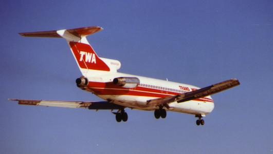 727-231 (Photographed by Kent Raney)